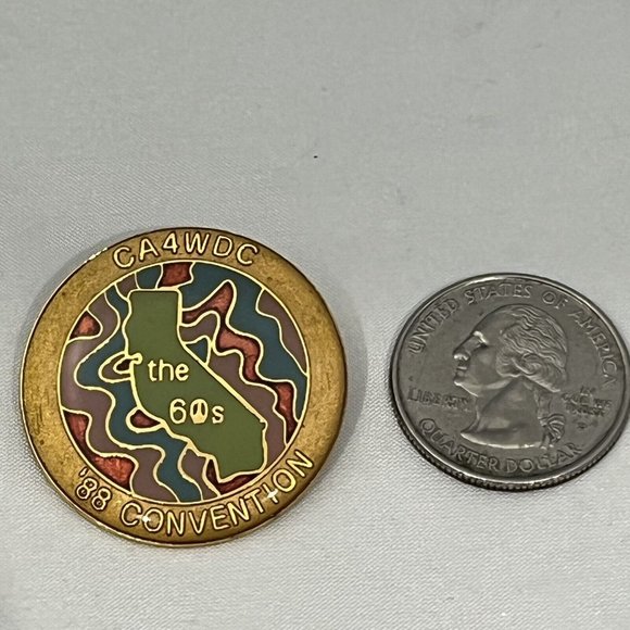 CA4WDC California Four Wheel Drive Association 1988 Convention Pin 60’s Theme - Picture 11 of 13